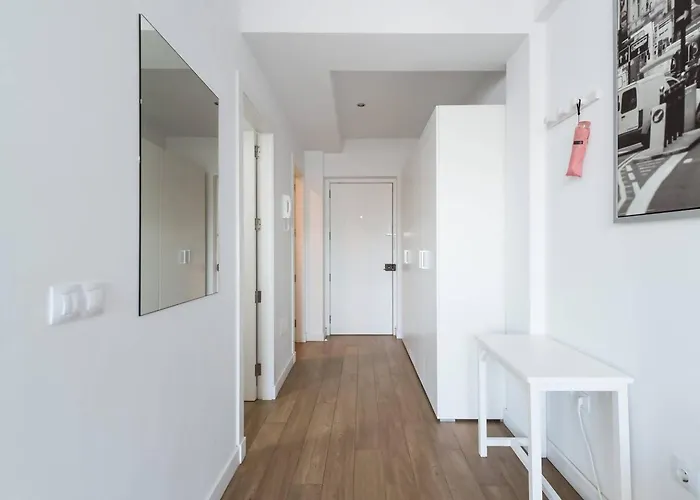 Loft Moderno Con Balcón Al Lado De Canteras Apartamento *