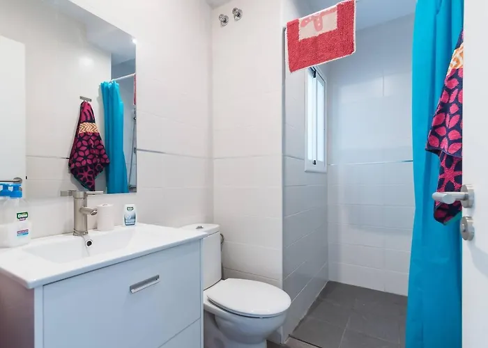 Loft Moderno Con Balcón Al Lado De Canteras Apartamento