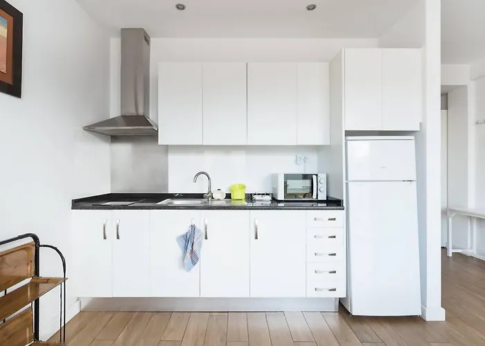 Loft Moderno Con Balcón Al Lado De Canteras Apartamento *